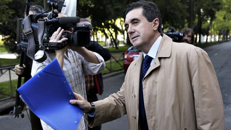 Matas dice que recibió 21.346 euros del PP cuando dejó de ser ministro del Gobierno de Aznar