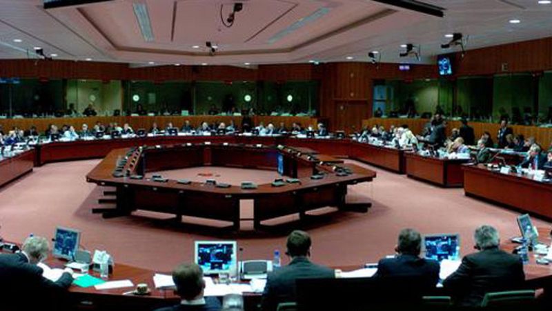 Los Veintisiete tratan de cerrar el agujero de un billón de euros que les deja al año el fraude fiscal