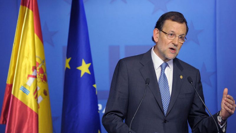 Rajoy: "No van a encontrarme en ninguna polémica con un expresidente, menos con Aznar"