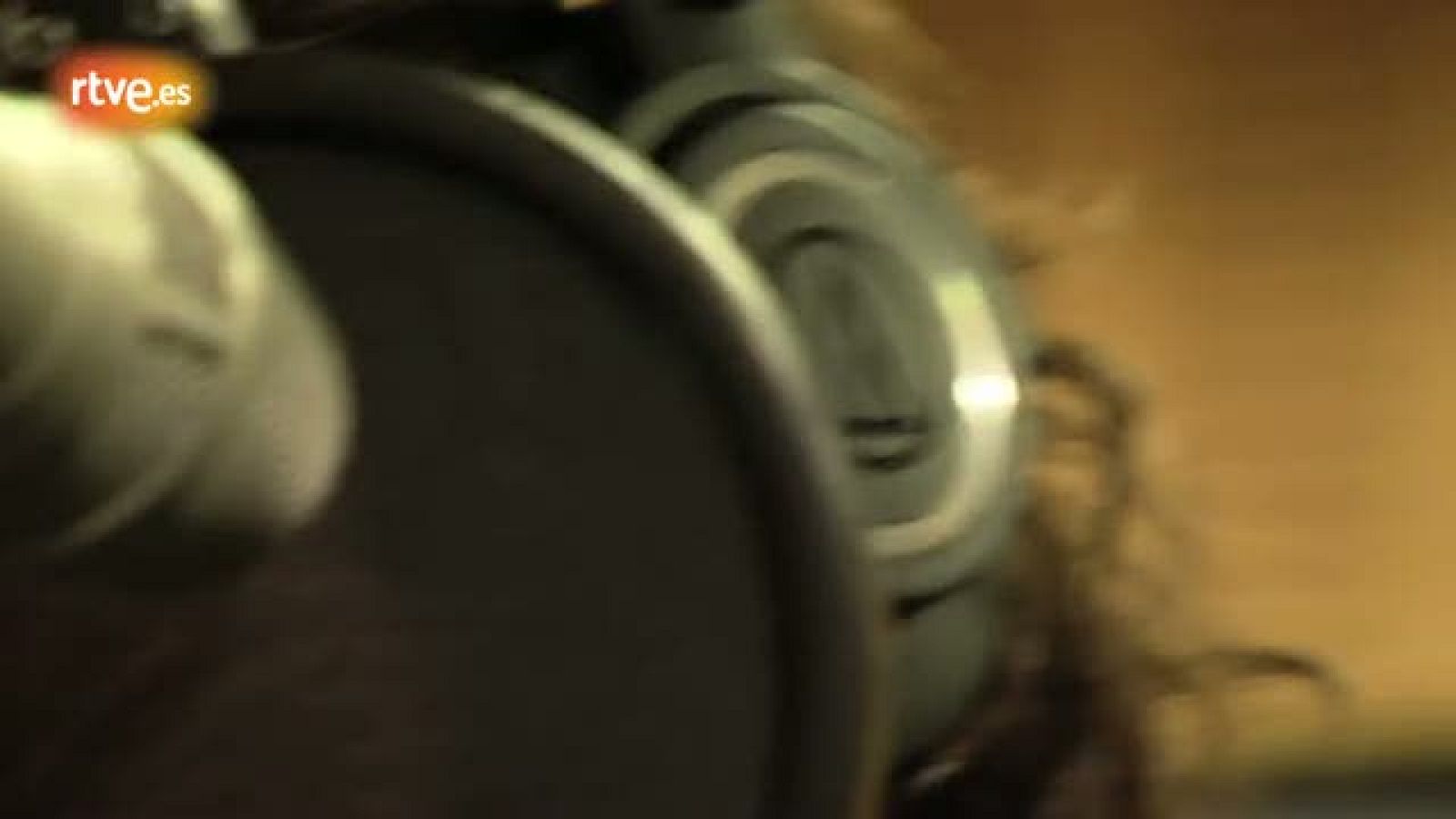 Abierto hasta las 2 - Quique González nos da la alineación de su 'Delantera mítica'