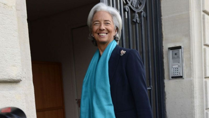 El FMI mantiene su "confianza" en Lagarde que seguirá con su declaración el viernes
