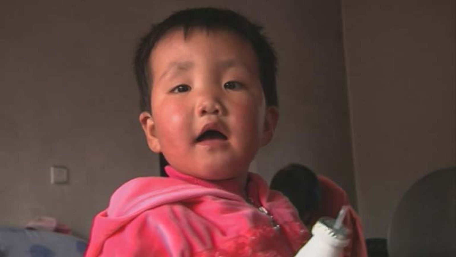 En China se abandonan al año 100.000 recién nacidos