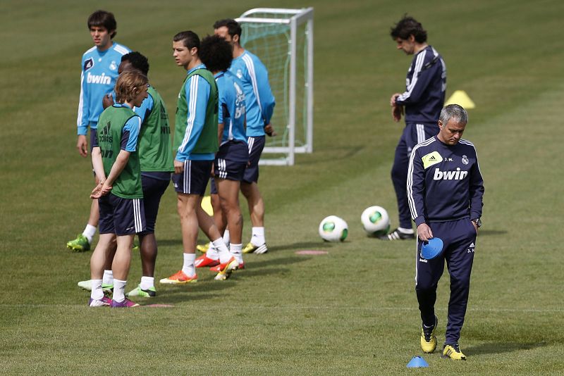 Mourinho deja fuera de la convocatoria a Casillas, Diego López, Cristiano, Xabi, Pepe y Ramos