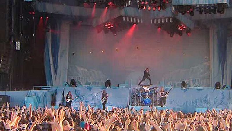Iron Maiden sortea a los elementos a golpe de clásico en su visita a Madrid