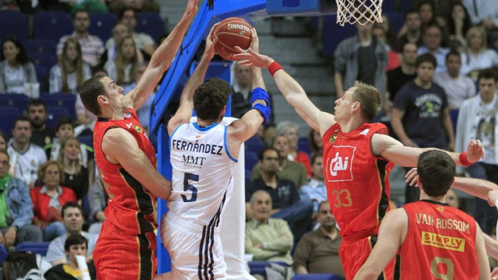 Real Madrid 93-65 CAI Zaragoza