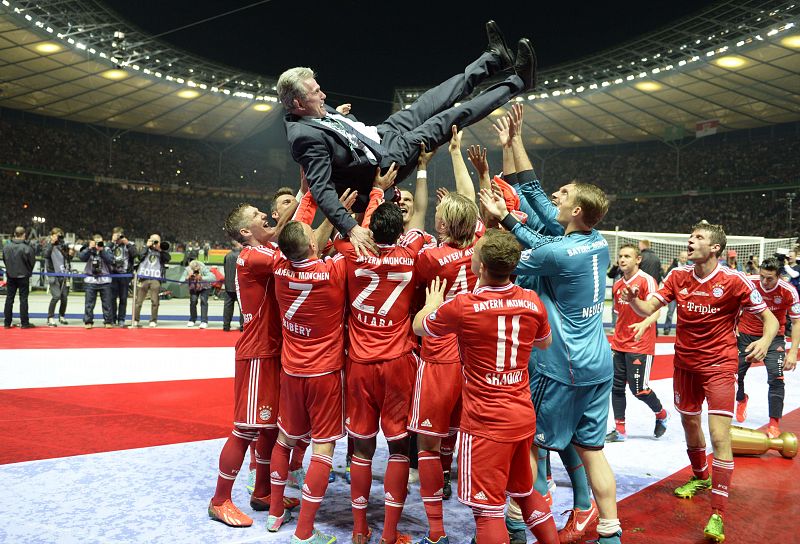 El Bayern Múnich logra el triplete en un gran duelo ante el Stuttgart
