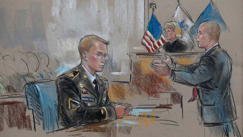 La fiscalía acusa a Manning de filtrar secretos a Bin Laden al inicio de juicio de Wikileaks