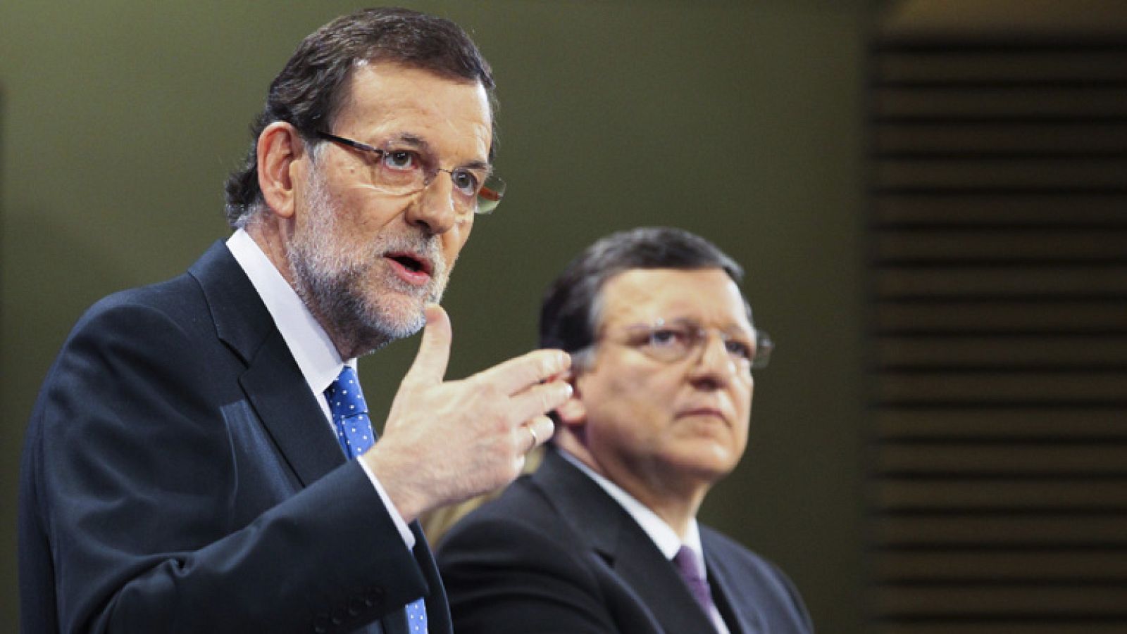 Rajoy y Barroso coinciden en que la prioridad es luchar contra el paro juvenil | Ver