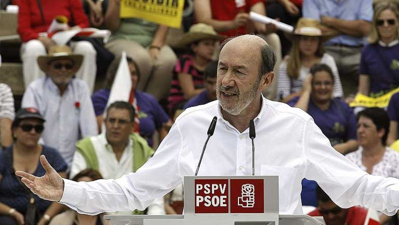 Rubalcaba avisa de que no pactará una reforma de pensiones sin los sindicatos