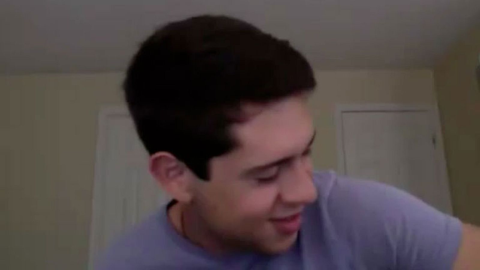 La reMovida - Fabio Escobar - "Enamorado de mi almohada"