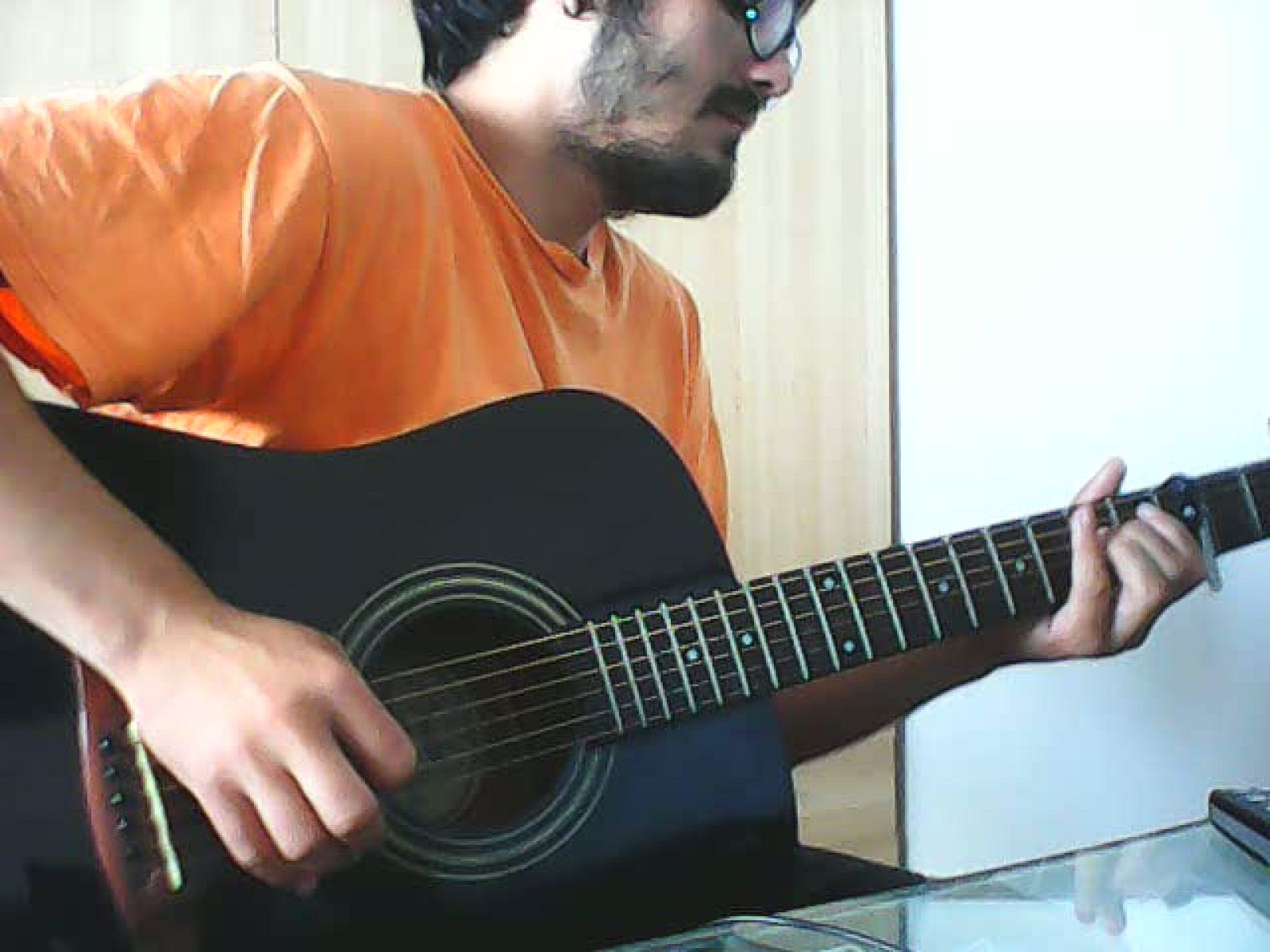 La reMovida - Víctor Manuel Rosa - "¿De qué estás hecho?"