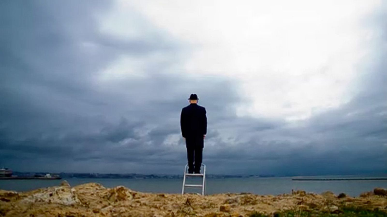 La reMovida - Madagascas Palas - "Me bastan mis pensamientos"