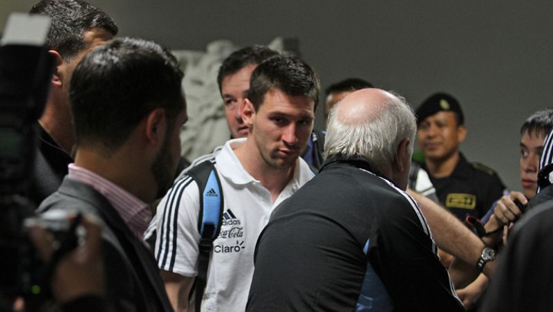 Leo Messi, ante el complicado regate a Hacienda