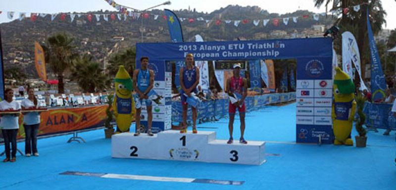 Mario Mola, bronce en el Campeonato de Europa de triatlón
