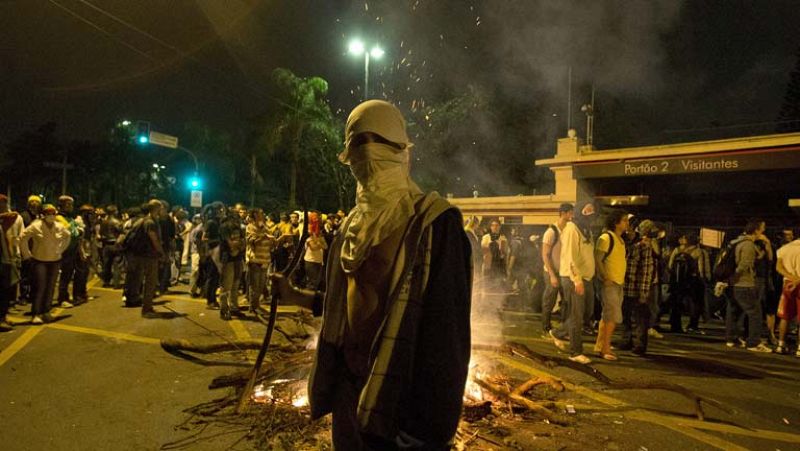 Brasil se echa a la calle para pedir que se invierta en el pueblo más que en eventos mundiales