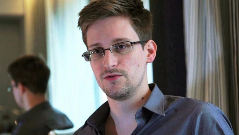 Estados Unidos acusa a Snowden de espionaje y pide a Hong Kong su arresto y extradición