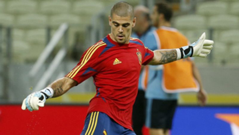 Del Bosque anuncia rotación en la portería y Valdés jugará ante Nigeria