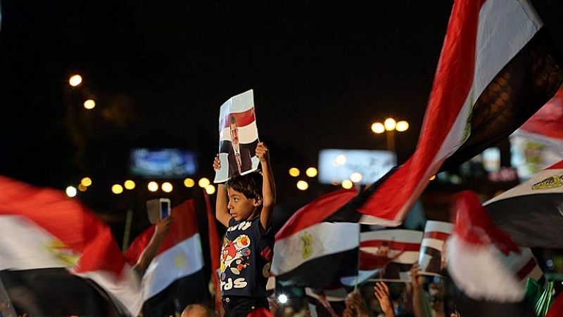El gobierno de Egipto rechaza el ultimátum del Ejército a Morsi