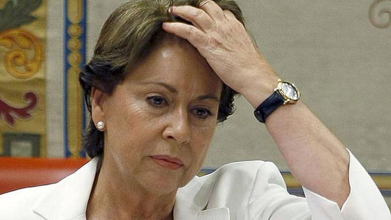 La juez del caso de los ERE imputa a la exministra de Fomento Magdalena Álvarez