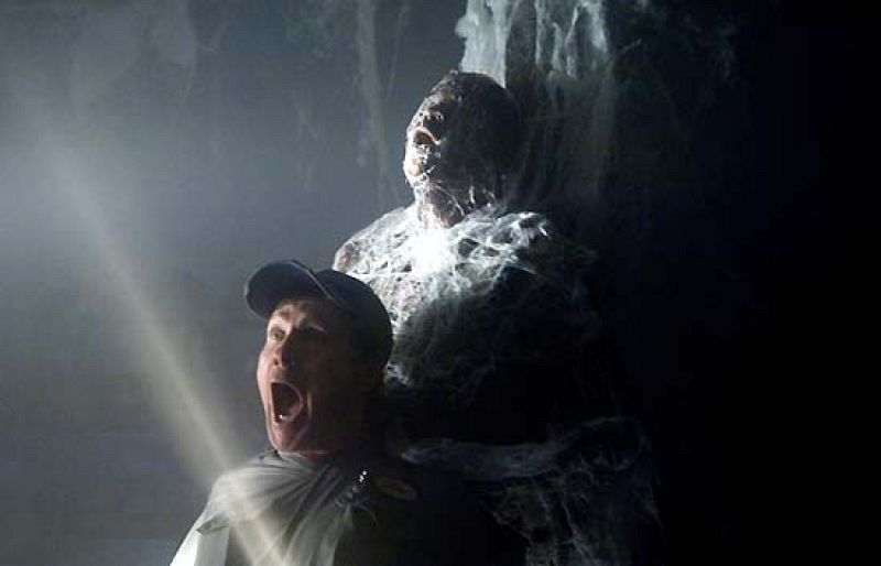 Una adaptación de Stephen King y la última actuación del fallecido Sidney Pollack, en cartelera