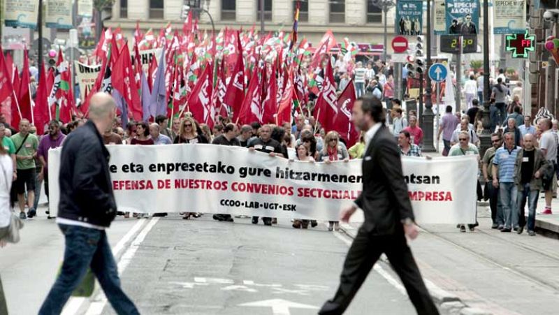 Más de 1.300 convenios colectivos dejan de estar vigentes este lunes por la reforma laboral