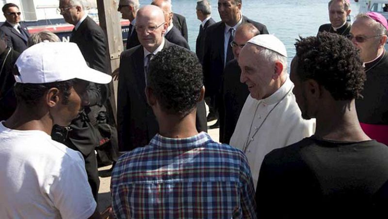 El Papa Francisco recuerda a los inmigrantes muertos en la isla de Lampedusa