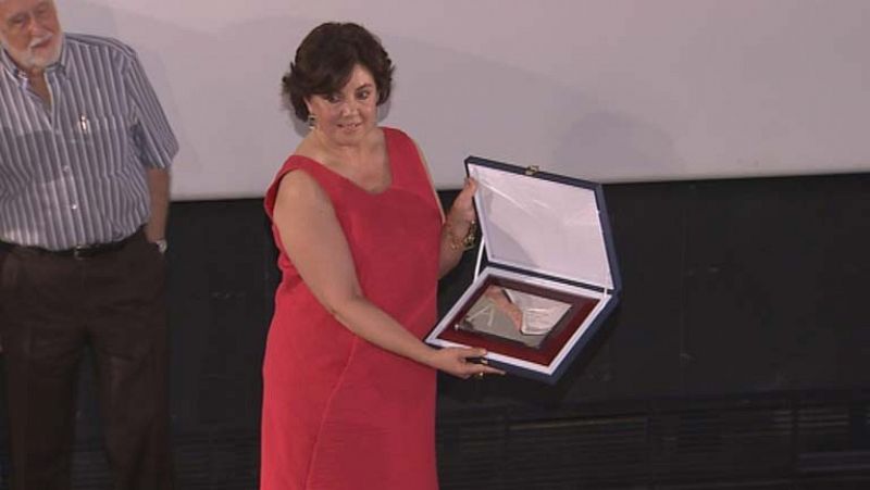 La Academia de Cine alaba y premia el "espíritu abierto" de Conxita Casanovas (RNE)