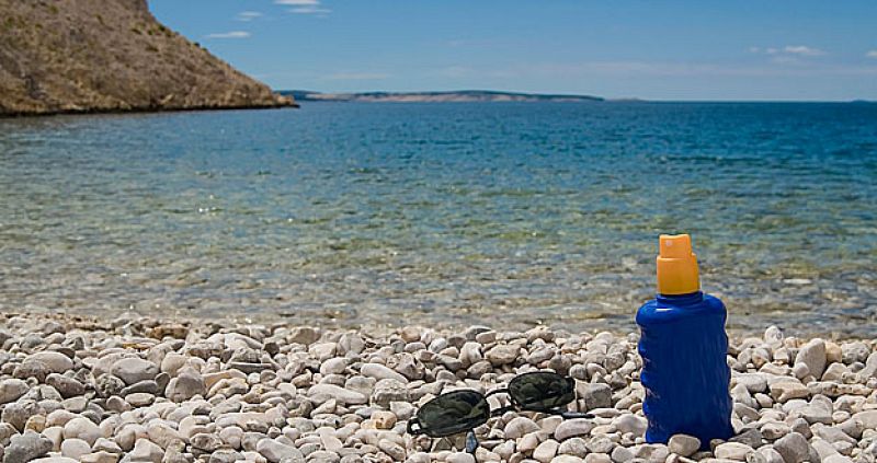 Científicos investigan la contaminación de las cremas solares sobre los ecosistemas marinos