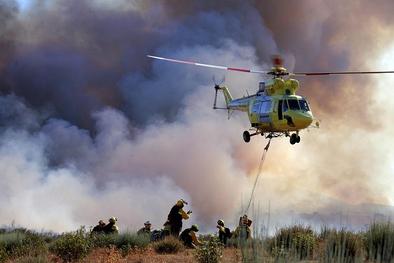 Unas cápsulas de espuma para apagar incendios a distancia de forma eficiente y barata