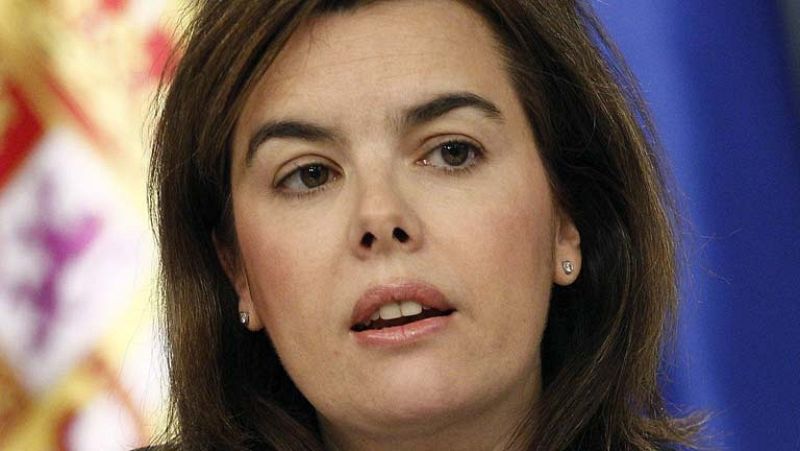 Santamaría apoya a Rajoy y defiende que "desde enero viene dando explicaciones de Bárcenas"