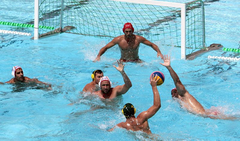 Cuatro altas en el equipo masculino de waterpolo y una en el femenino para el Mundial