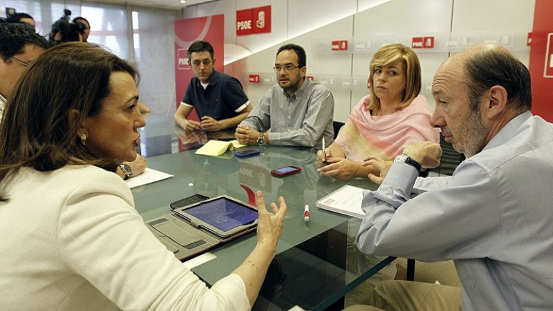 Rubalcaba negocia con el resto de la oposición cómo forzar que Rajoy explique el caso Bárcenas