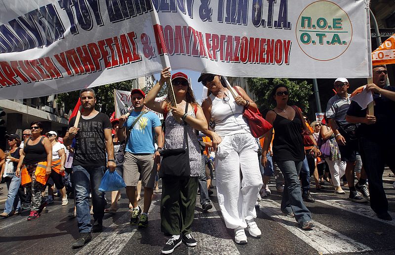Seguimiento desigual en la huelga general en Grecia contra el recorte de empleos públicos