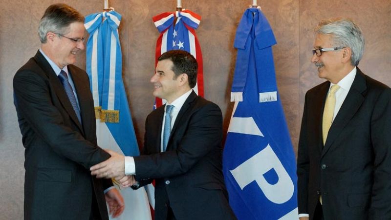 Chevron e YPF ratifican su acuerdo para explotar el yacimiento de Vaca Muerta