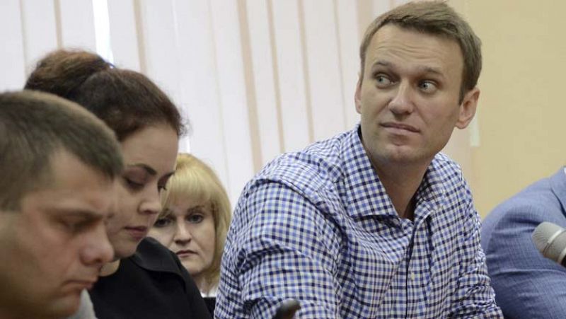 El más destacado opositor ruso, Alexéi Navalni, condenado a cinco años por robo