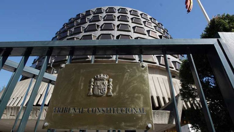 El presidente del TC reconoce que militó en el PP pero ningún magistrado pide su dimisión