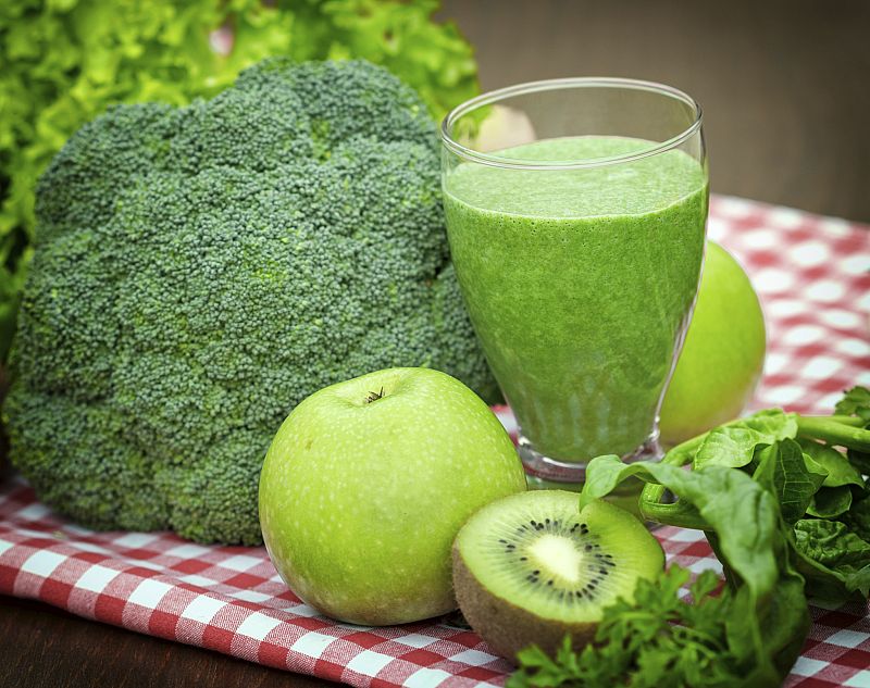 10 batidos detox, verdes, saludables y sabrosos