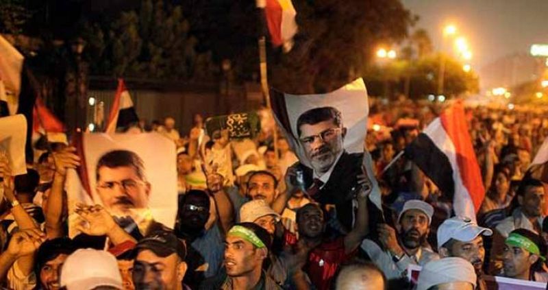 Tres muertos en nuevos choques entre partidarios y detractores de Morsi en Egipto