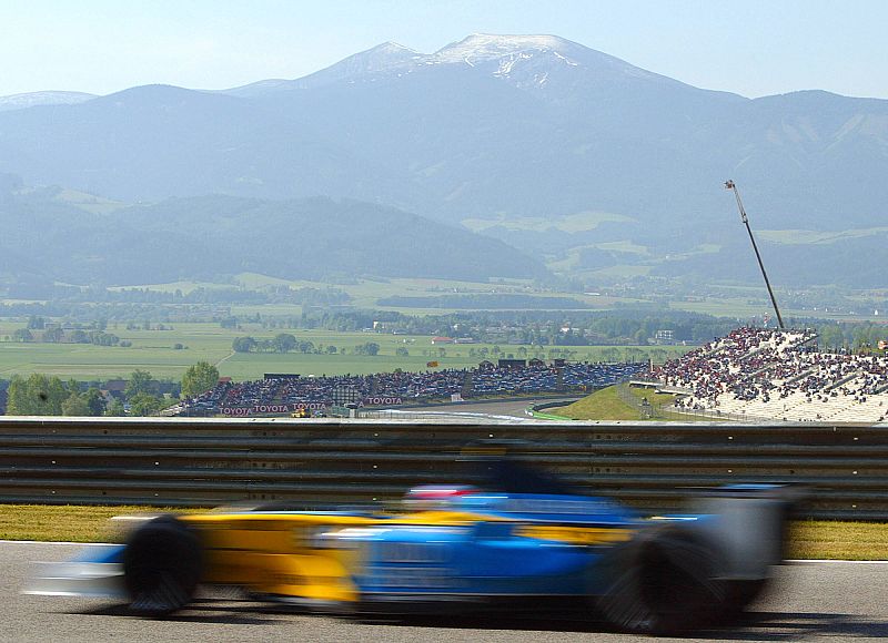 Alonso se aferra a los buenos recuerdos de Hungría para recortar a Vettel