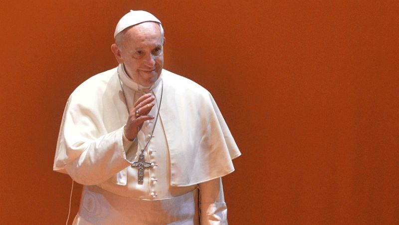 El papa Francisco pide a la clase política la erradicación de la pobreza