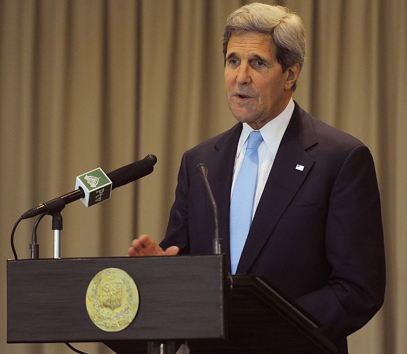 Kerry asegura que el Ejército "no ha tomado el control" en Egipto