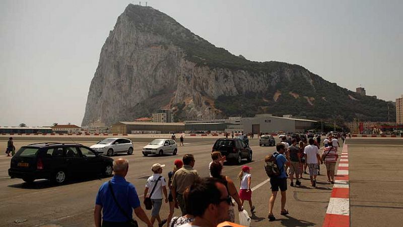 Margallo: "Se acabó el recreo en Gibraltar"