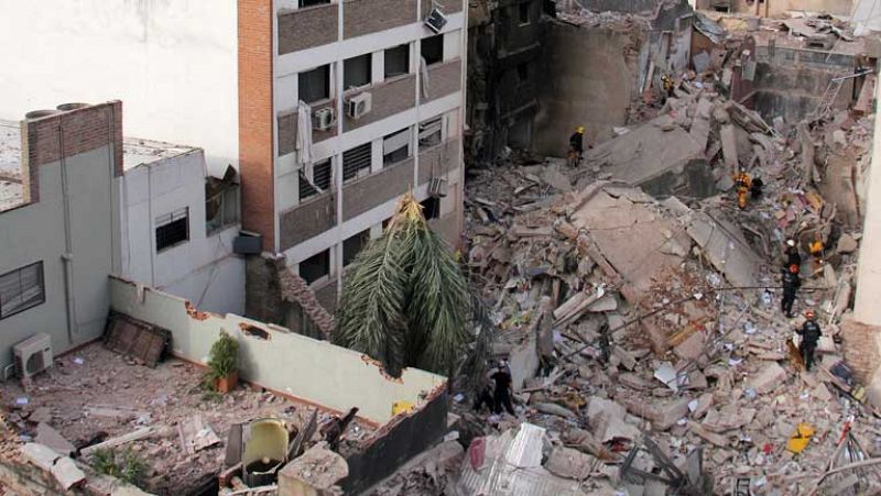 Una explosión de gas causa 10 muertos y más de 60 heridos en la ciudad argentina de Rosario