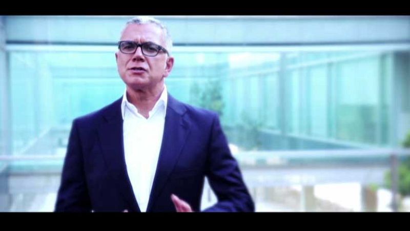 El periodista Juan Ramón Lucas, presentador del nuevo programa 'Código Emprende'