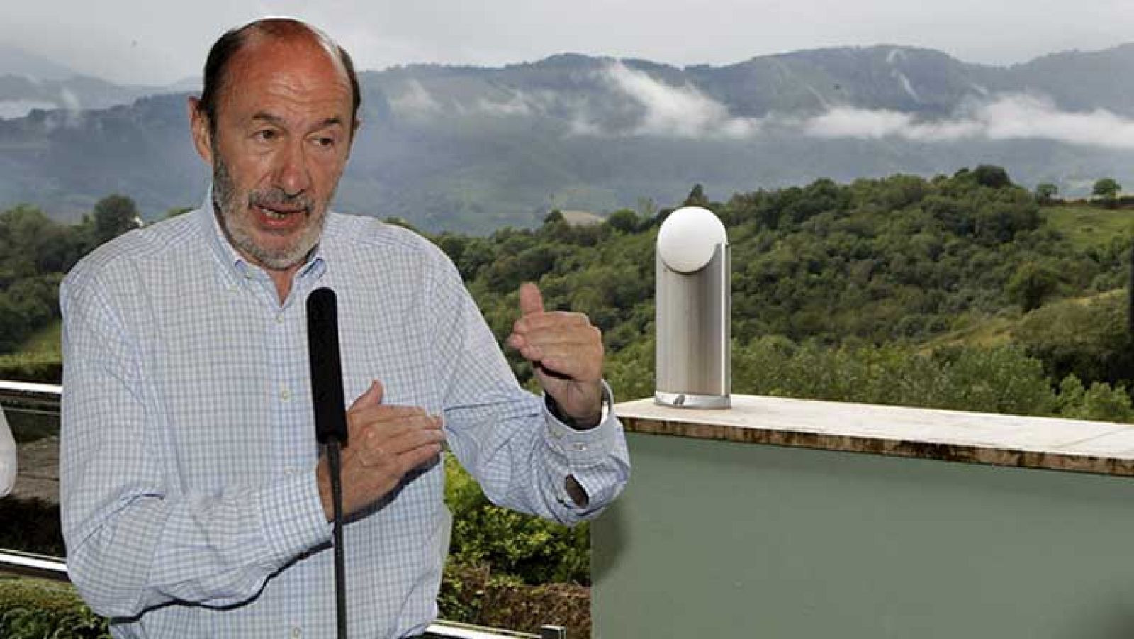 Rubalcaba sobre el conflicto de Gibraltar