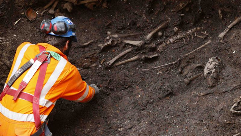 Aparecen restos humanos de hace más de 9.000 años en las obras del metro de Londres