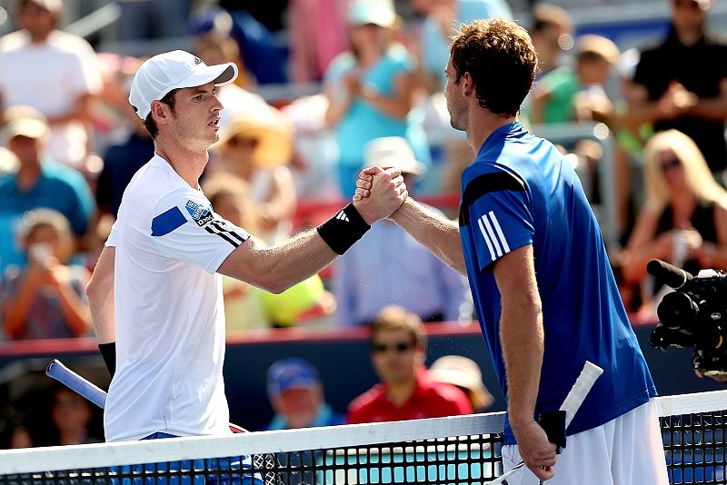 Murray se despide de Montreal en tercera ronda y Djokovic remonta ante Istomin