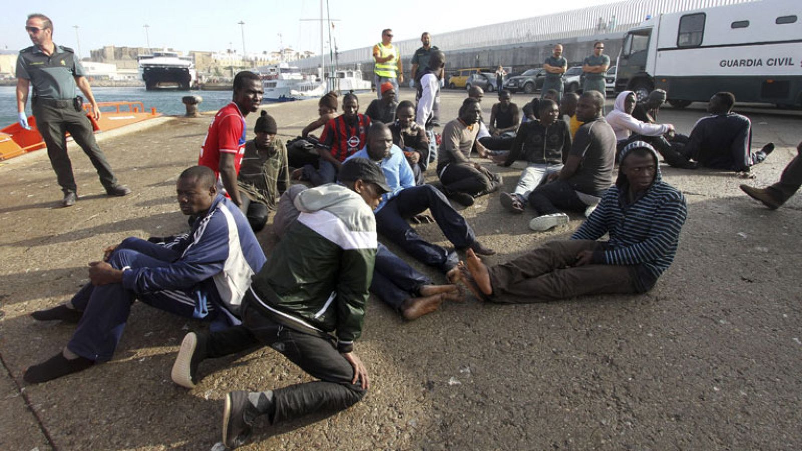 El aumento de pateras en el Estrecho eleva a casi 200 los inmigrantes rescatados en tres días