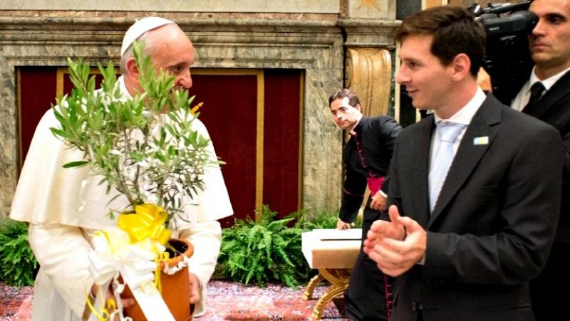 Italia-Argentina juegan un amistoso en homenaje al papa Francisco