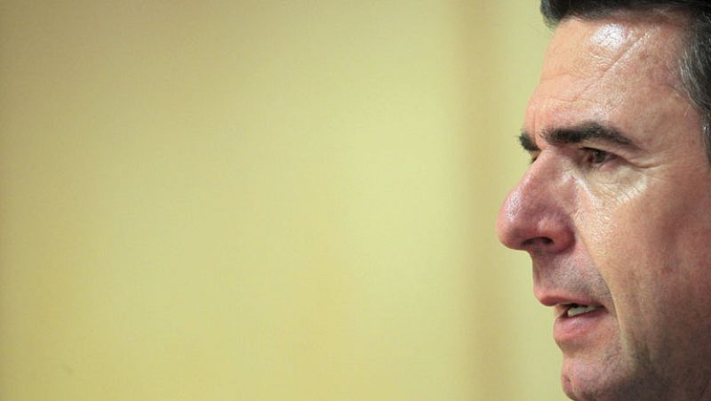 Soria avisa de que el Gobierno no intervendrá para evitar subidas bruscas de la electricidad